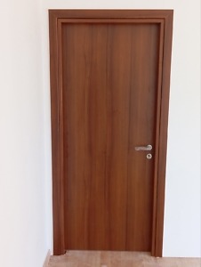 Πόρτα εσωτερική MDF ( μεσόπορτα)